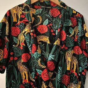 America & Beyond tiger and rose jumper